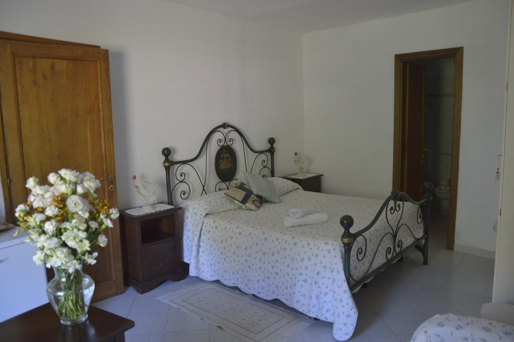 Agriturismo Millefiori 莱万托 外观 照片